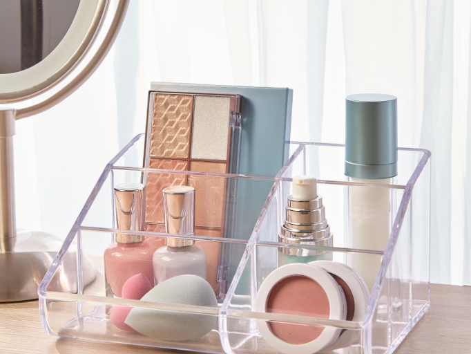Transparent 6-Compartment Plastic Cosmetic Organizer With Curved Design - Image 2