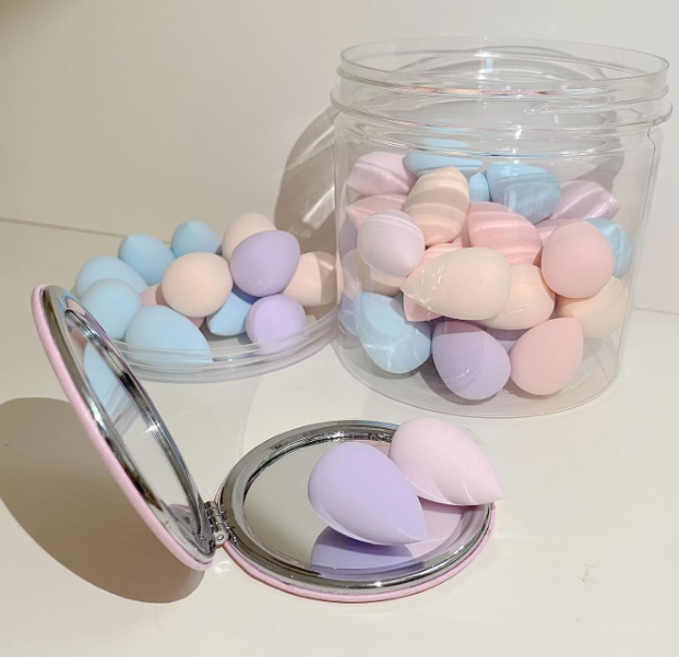 Mini Makeup Sponge Set With Compact Mirror